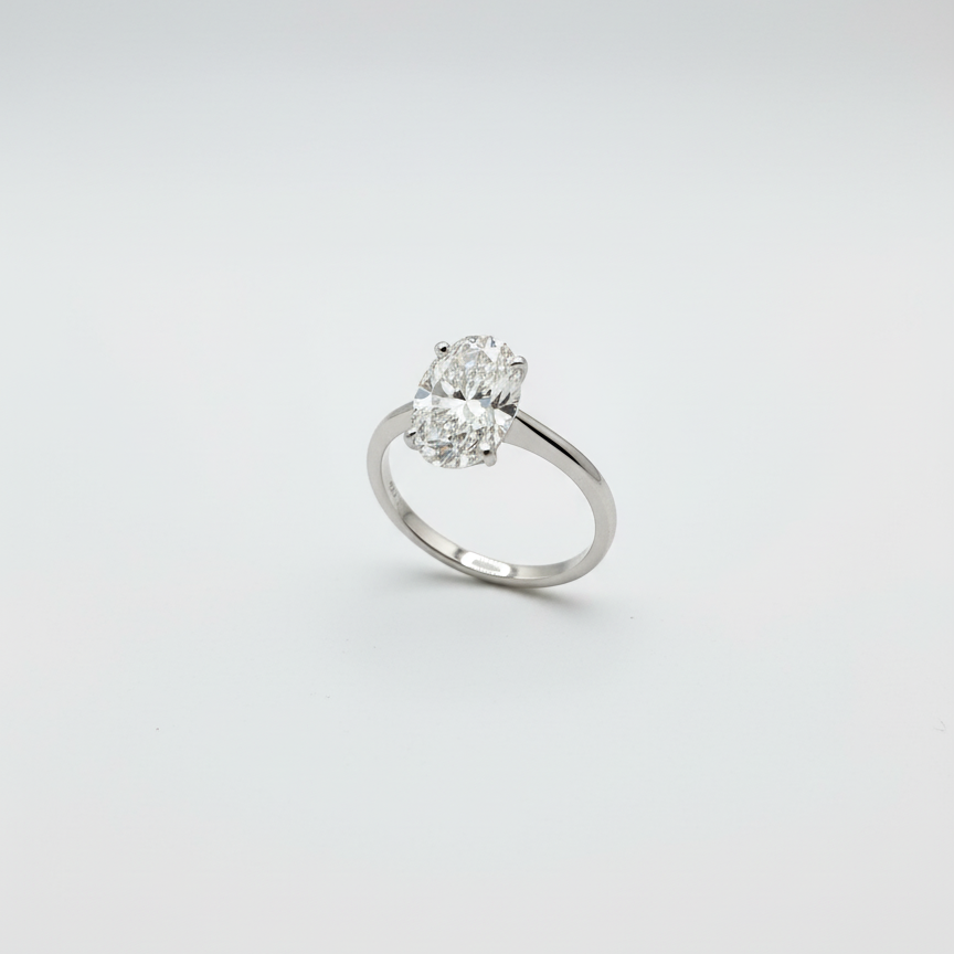 Solitaire ovale Eternal Solis